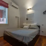 Guesthost - Center X3 Apartment *