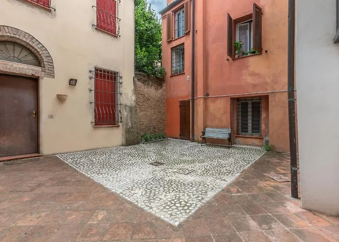 Center X3 Apartamento Ferrara